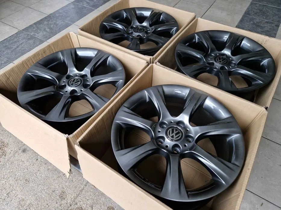 ALU 18 VW T5 T6 Amarok Touareg Chrom Shadow 5x120 219