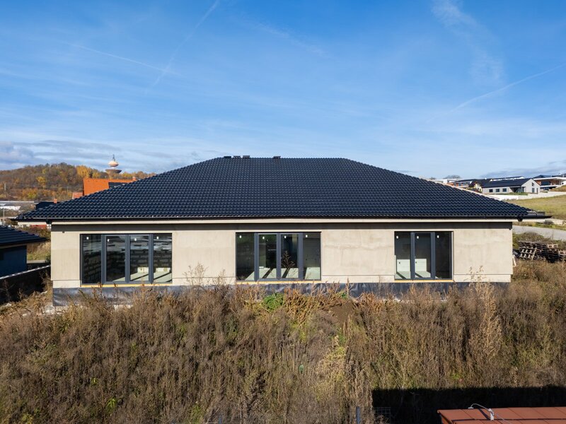 Prodej novostavby 4+kk s garáží, 220 m² – pozemek 1 042 m², - 5