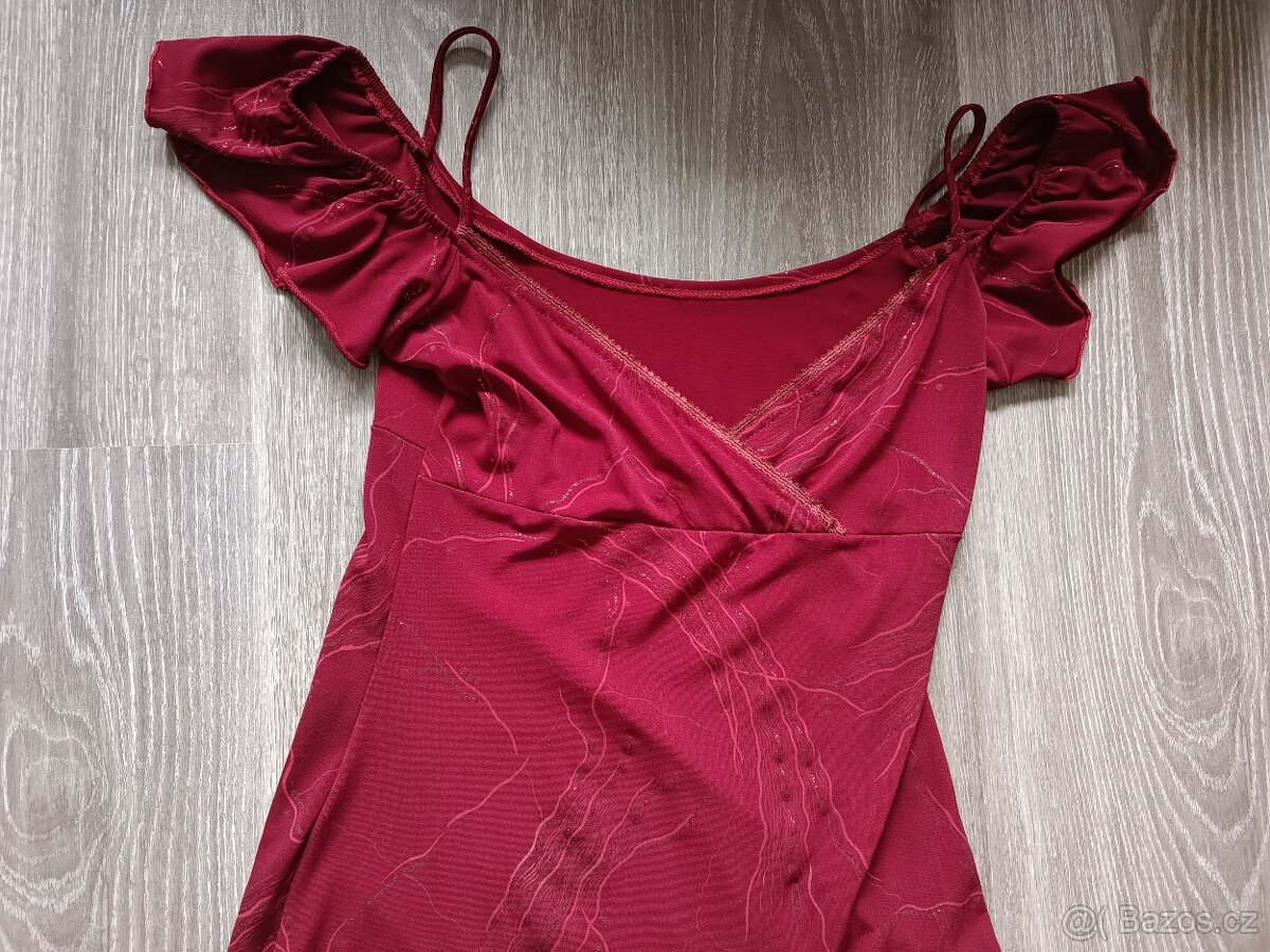 Dlouhé vínové šaty - 5