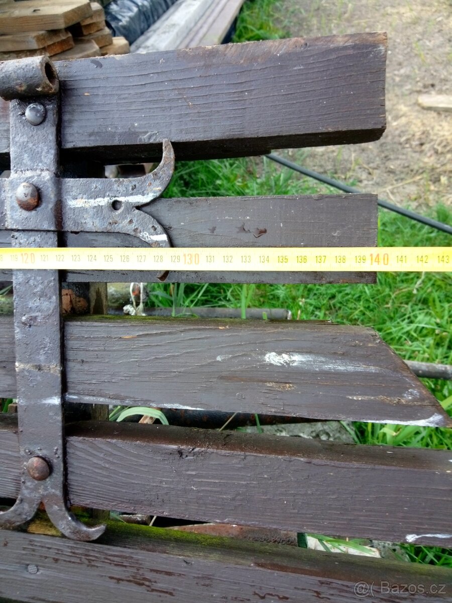 Branka,plot, pletivo, brána - 5