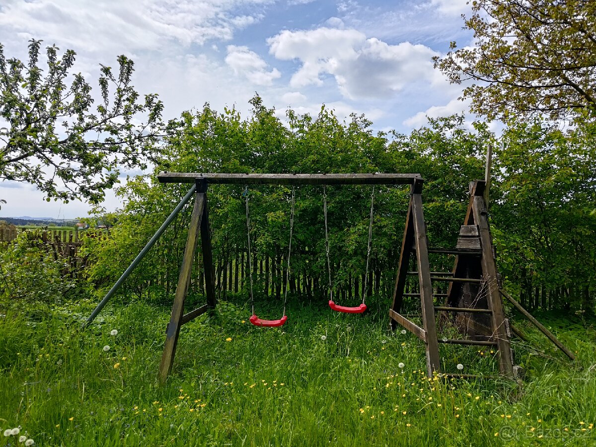 Houpačka pro 2 děti, dřevěná konstrukce - 5