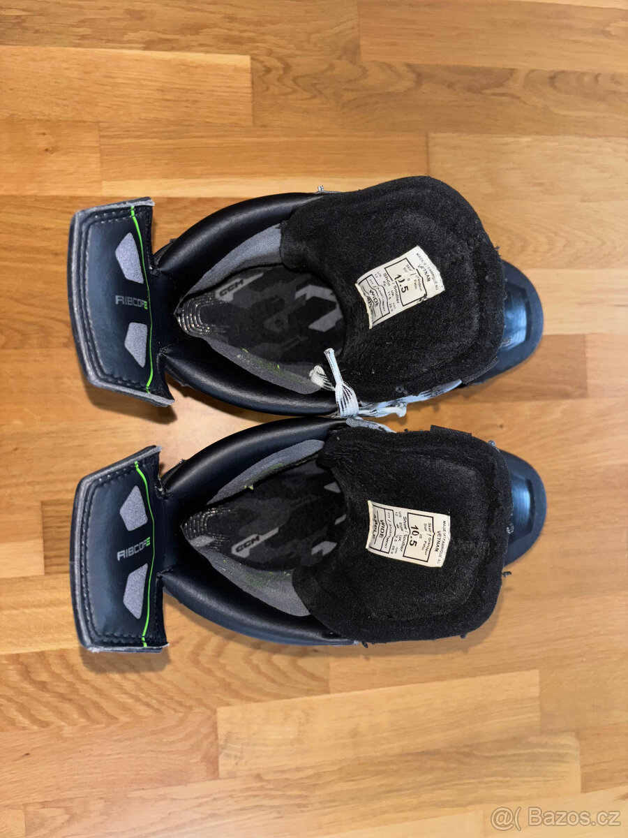 Brusle CCM RibCor 100K PRO SR 10,5 Wide - 5