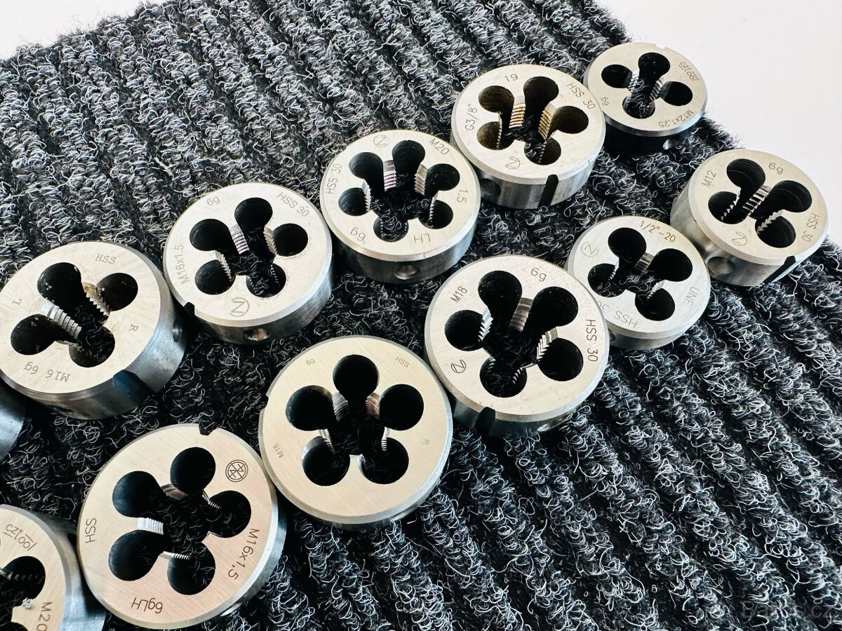 Závitová očka - 5