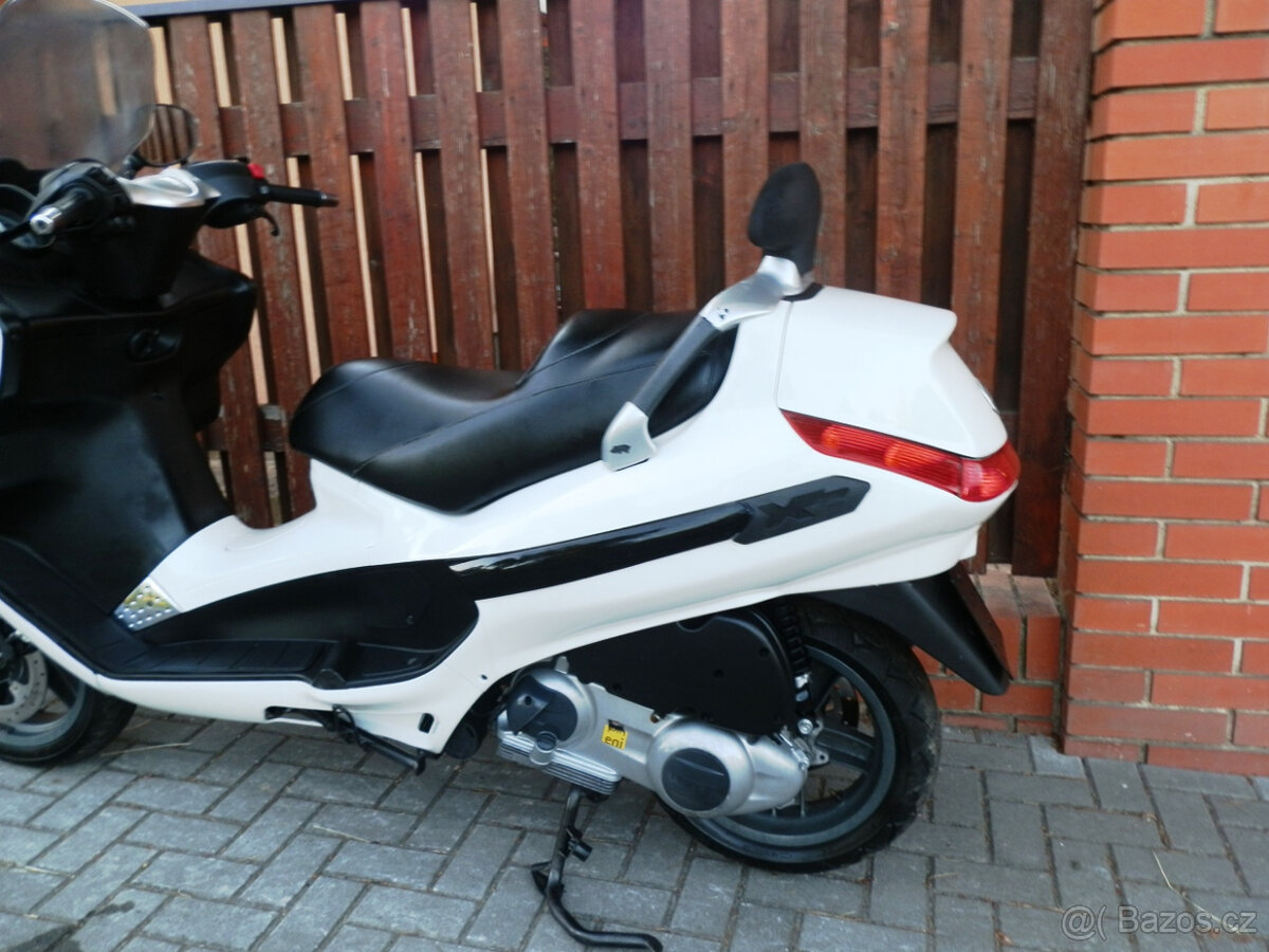 Piaggio X-Evo 125 2012 - 5