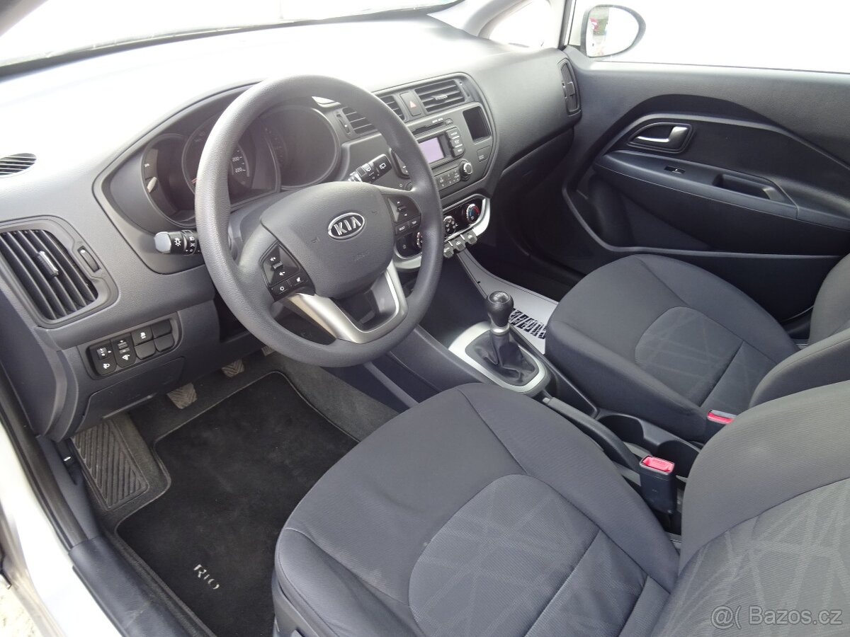 Kia Rio 1.2i,73tkm,s.kniha,klima,tažne,ESP - 5