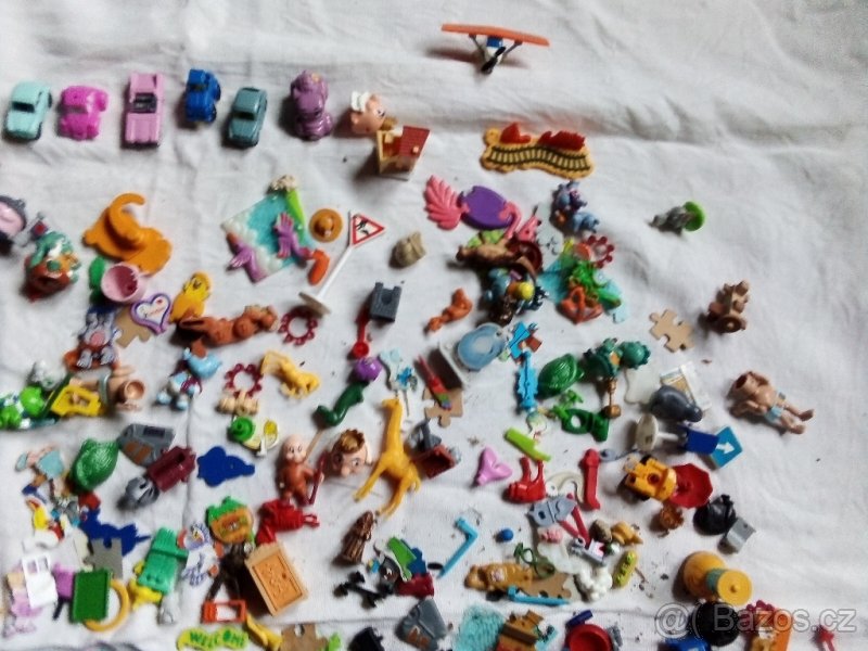 Hračky z Kinder vejce - především 90 léta - 5