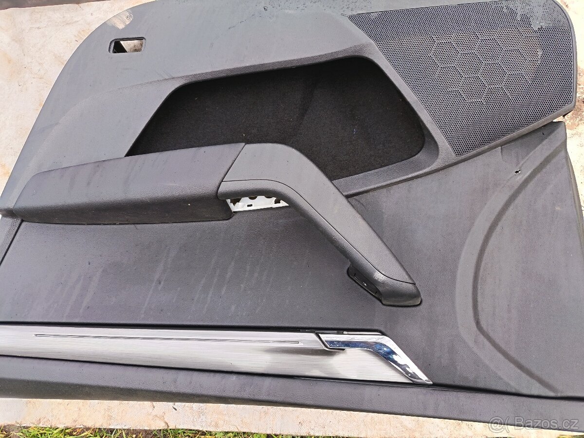 Výplně dveří Octavia 3 s ambientní osvícení - 5