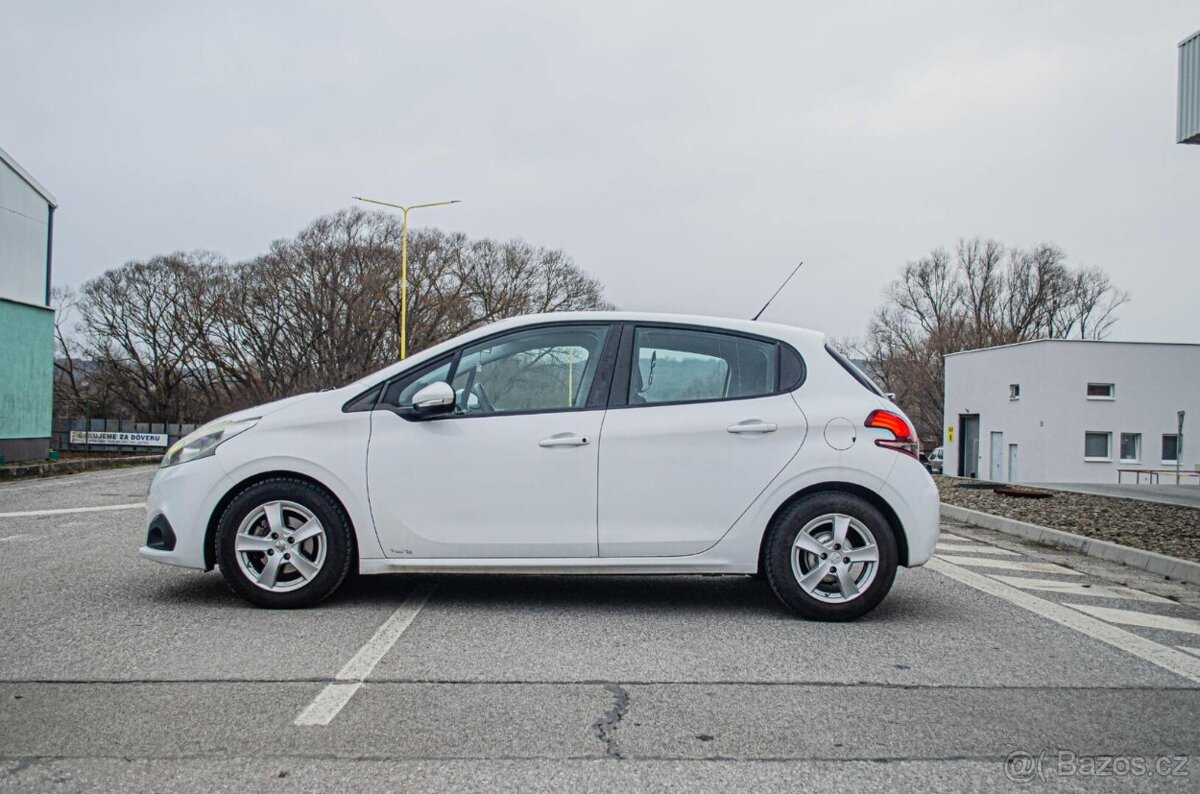 Peugeot 208 1.6 BlueHDi - 5