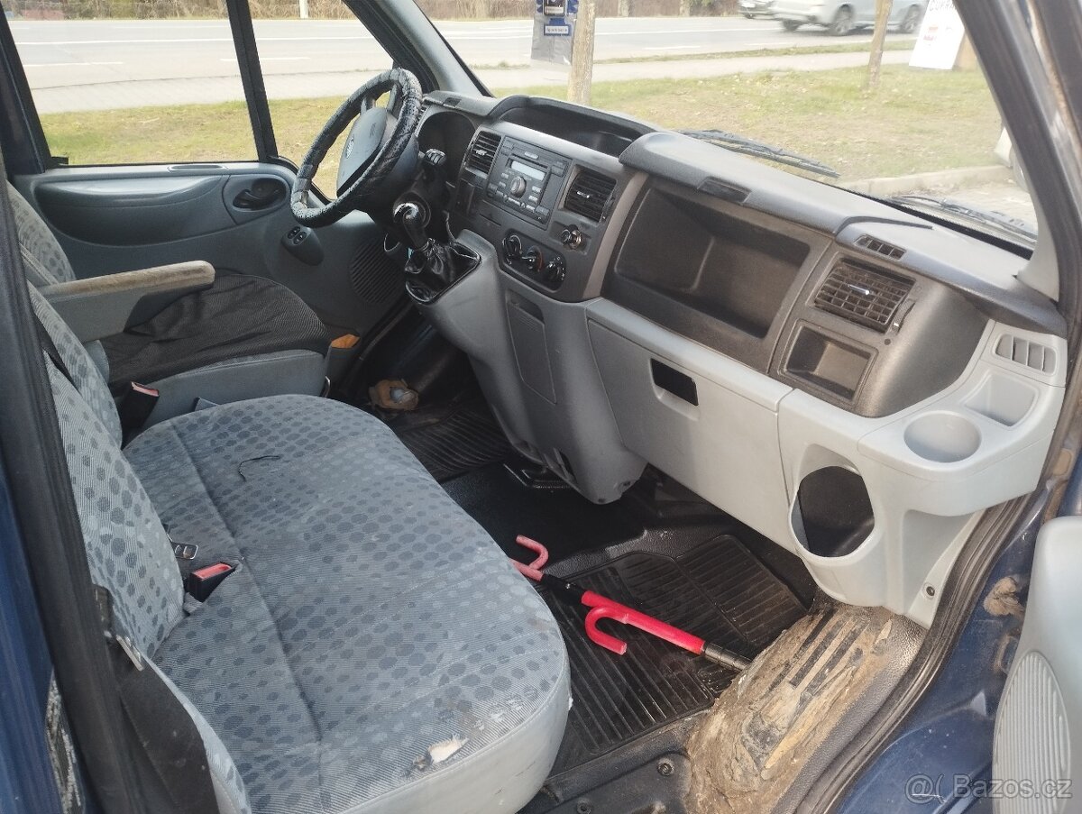 Ford Transit 2,2 TDCI - 5