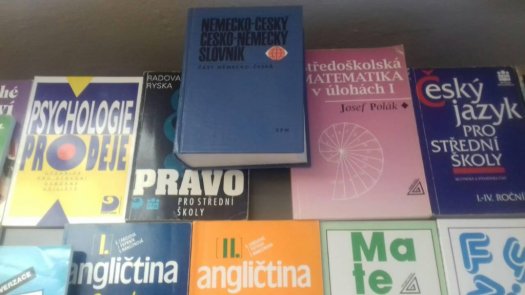 Přehledné dějiny liter , angličtina, ekonomika, právo pro SŠ - 5