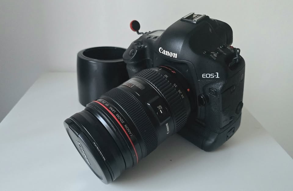 Kompletní výbavu CANON - 5