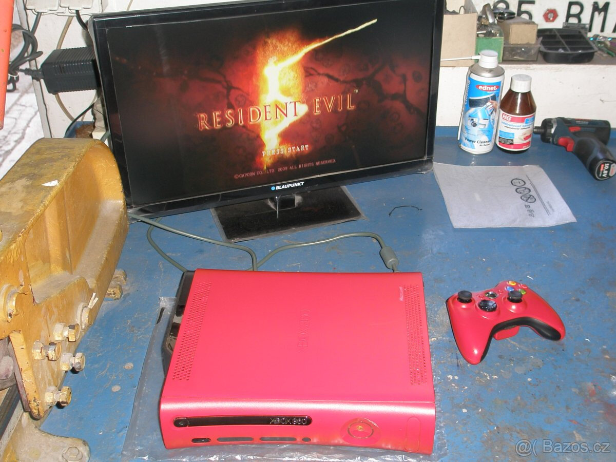 Microsoft Xbox 360 Elite 120GB Resident - kompletní balení - 5