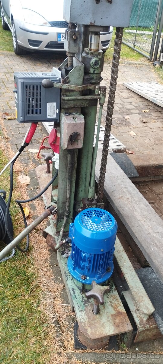 Hydraulický zvedák DDR - 5