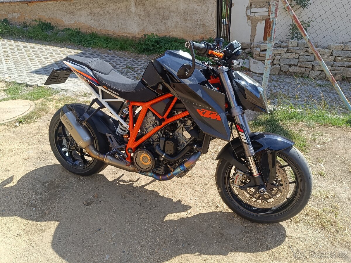 KTM Super Duke 1290 - 5