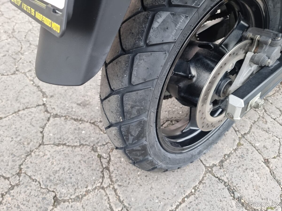 Suzuki DL 650 V-Strom - 5