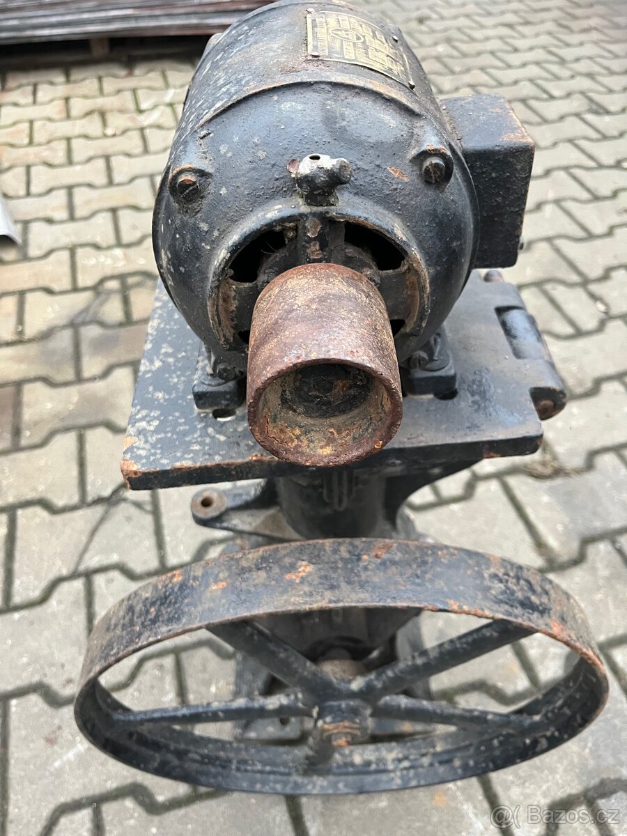 Kompresor Wichterle & Kovářík - 5