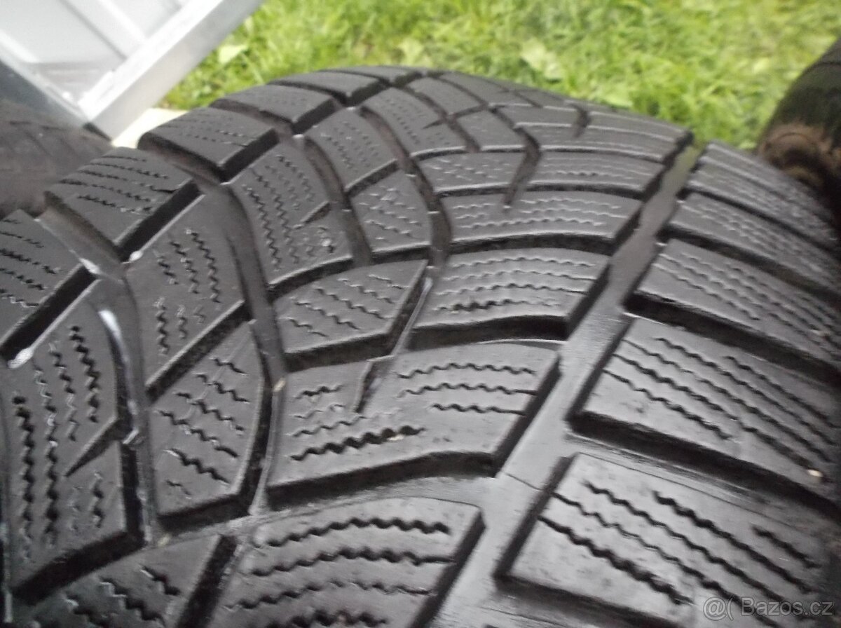 225/50/18 99V GOODYEAR 2 KS ZIMNÍ - 5