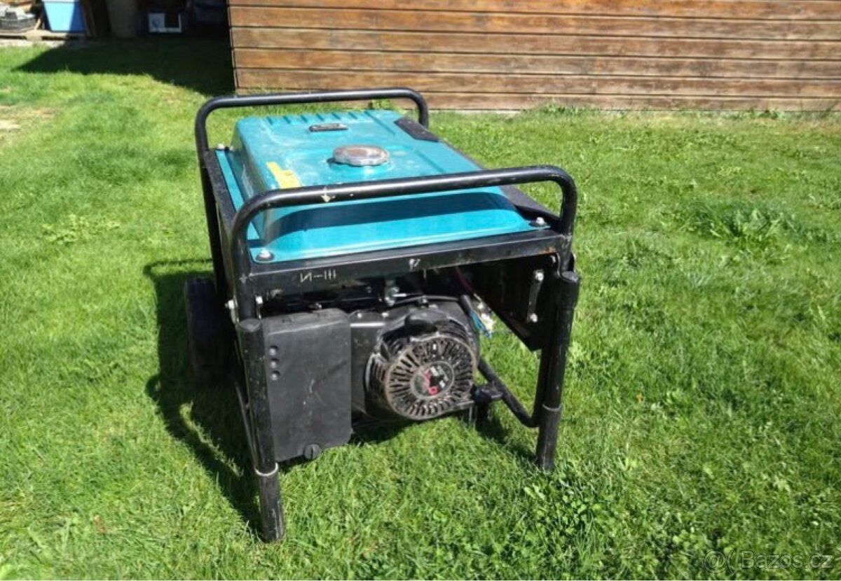 Benzínová elektrocentrála Makita - 5