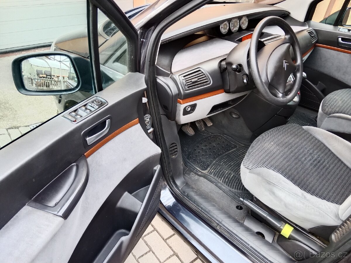 Prodám Citroen c 8 - 5