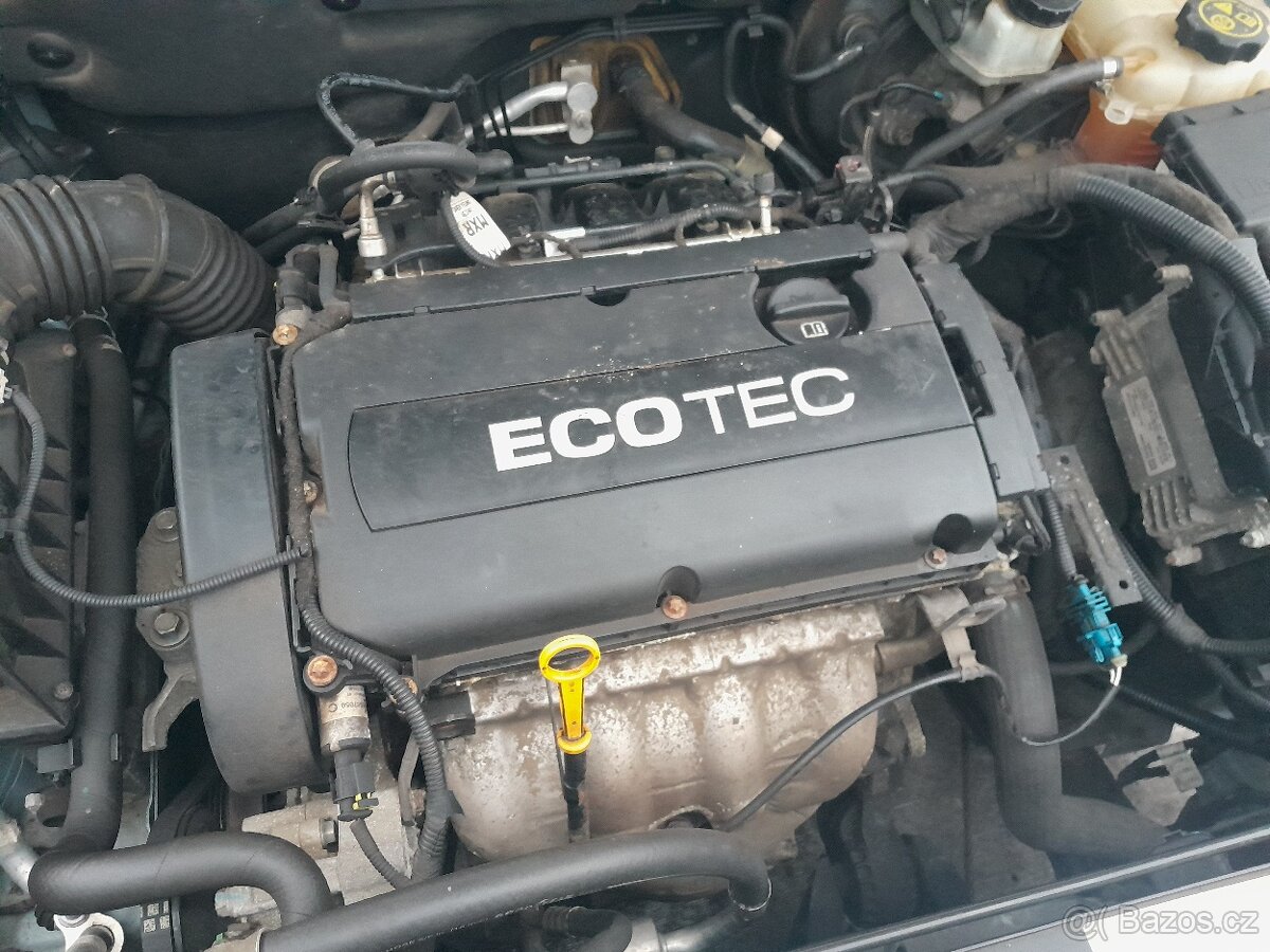 Chevrolet Cruze 1.8 - 5