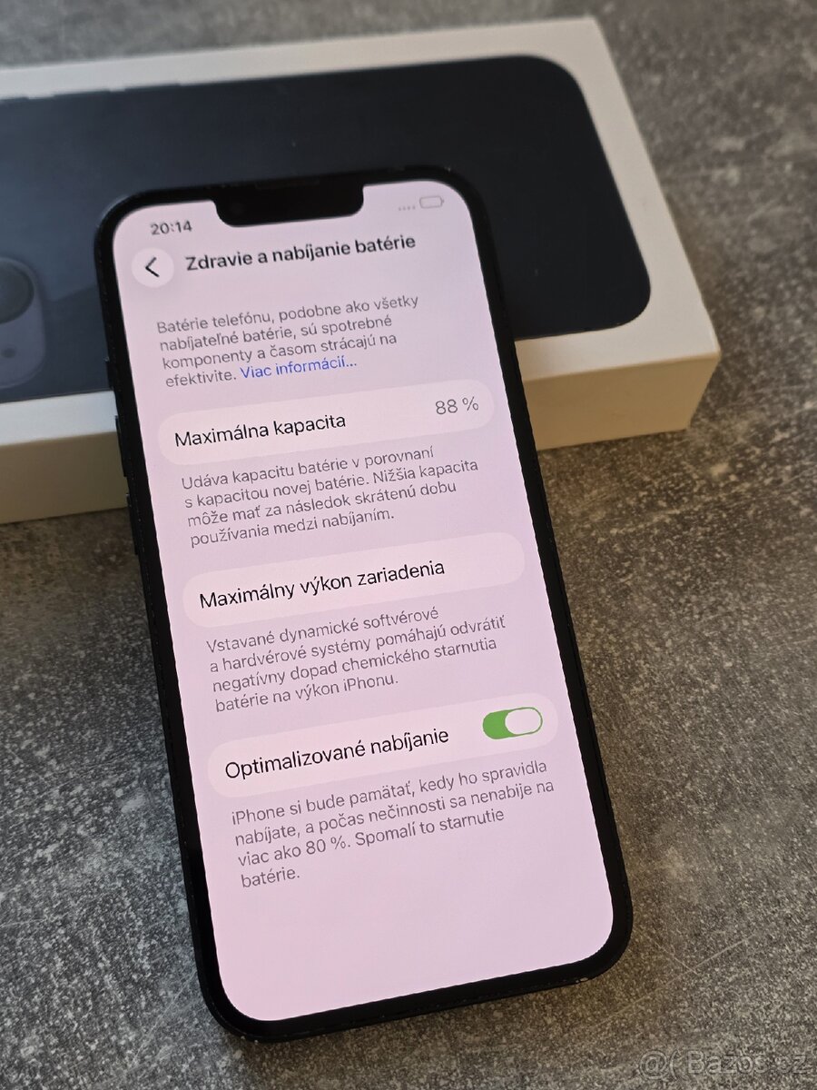 iPhone 13 128GB černý - 5