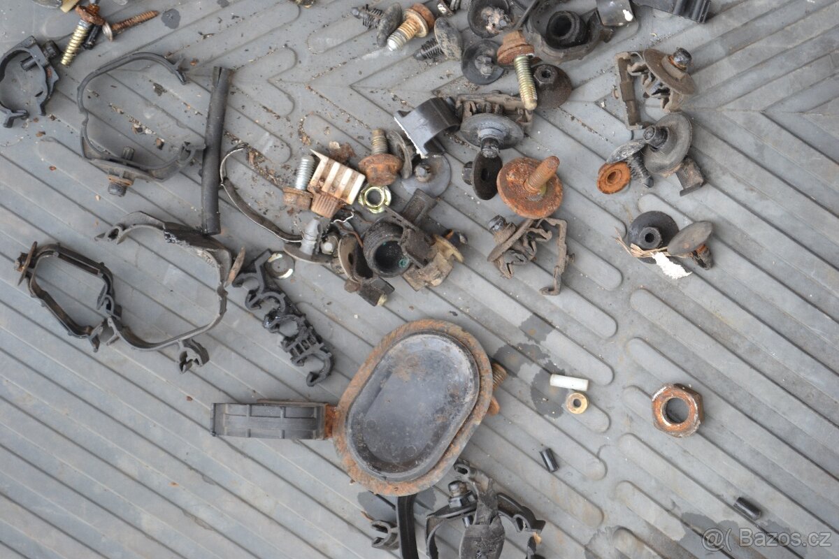 Peugeot Boxer 2,5 tdi r.v. 99 , spodní ramena etc. DJ5TED - 5