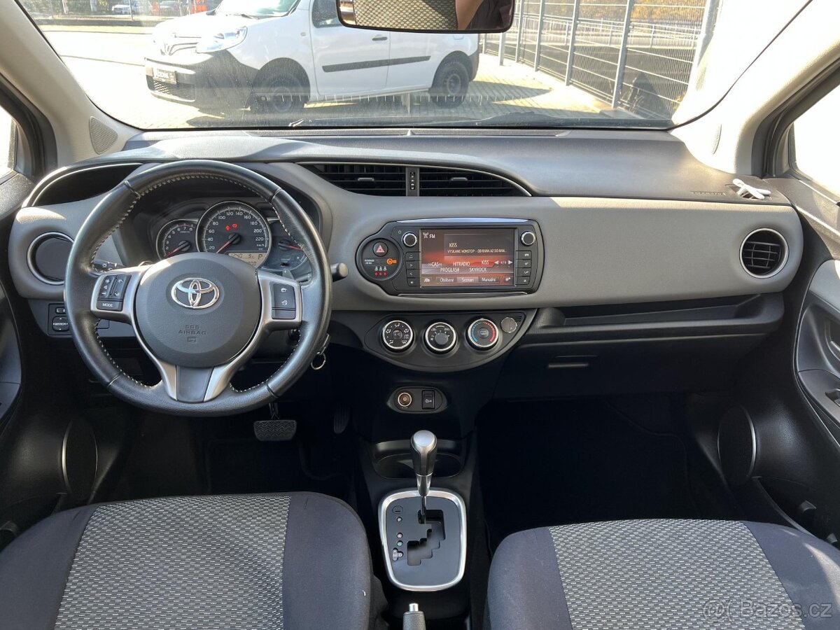 Toyota Yaris 1.3 VVT-i73KWAutomatKamera, 64 tkm - 5