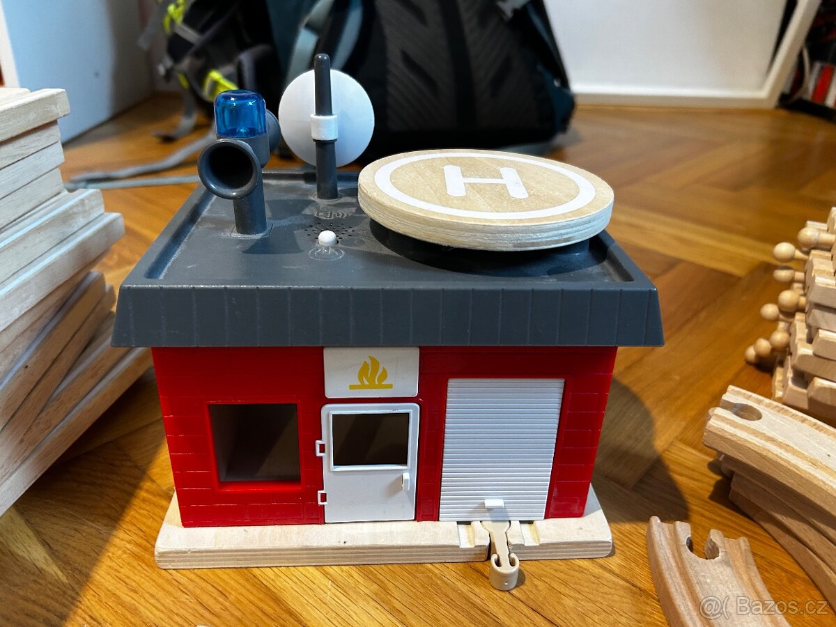 Dřevěné vláčky a koleje - 5