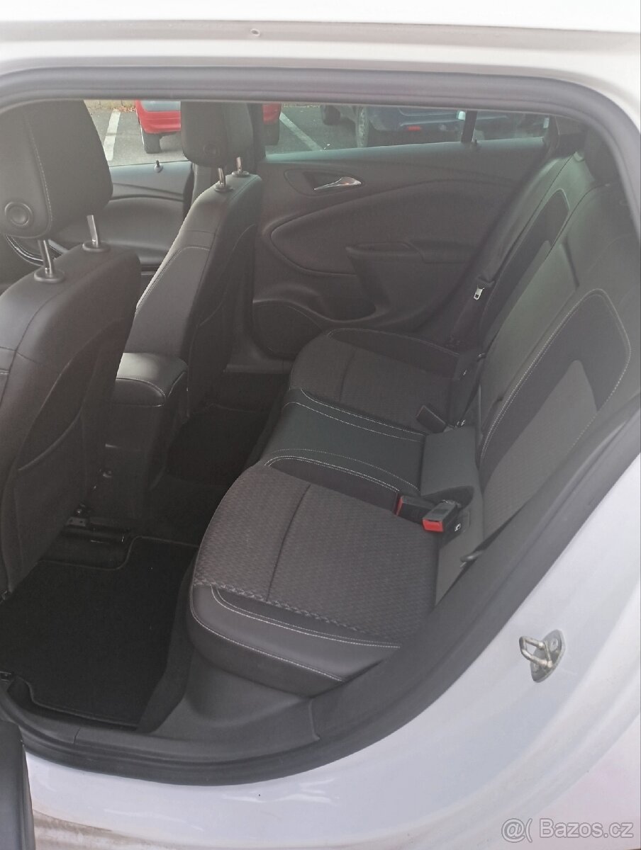 Opel Astra 1.6 Biturbo 118kw - 5