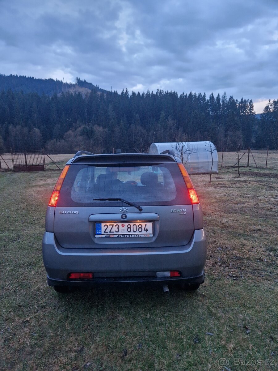 Suzuki Ignis 1.5 VVT 4x4 - 5