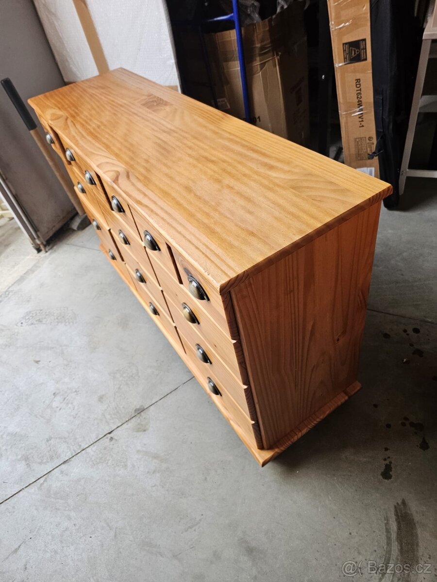 DŘEVĚNÁ KOMODA - 5