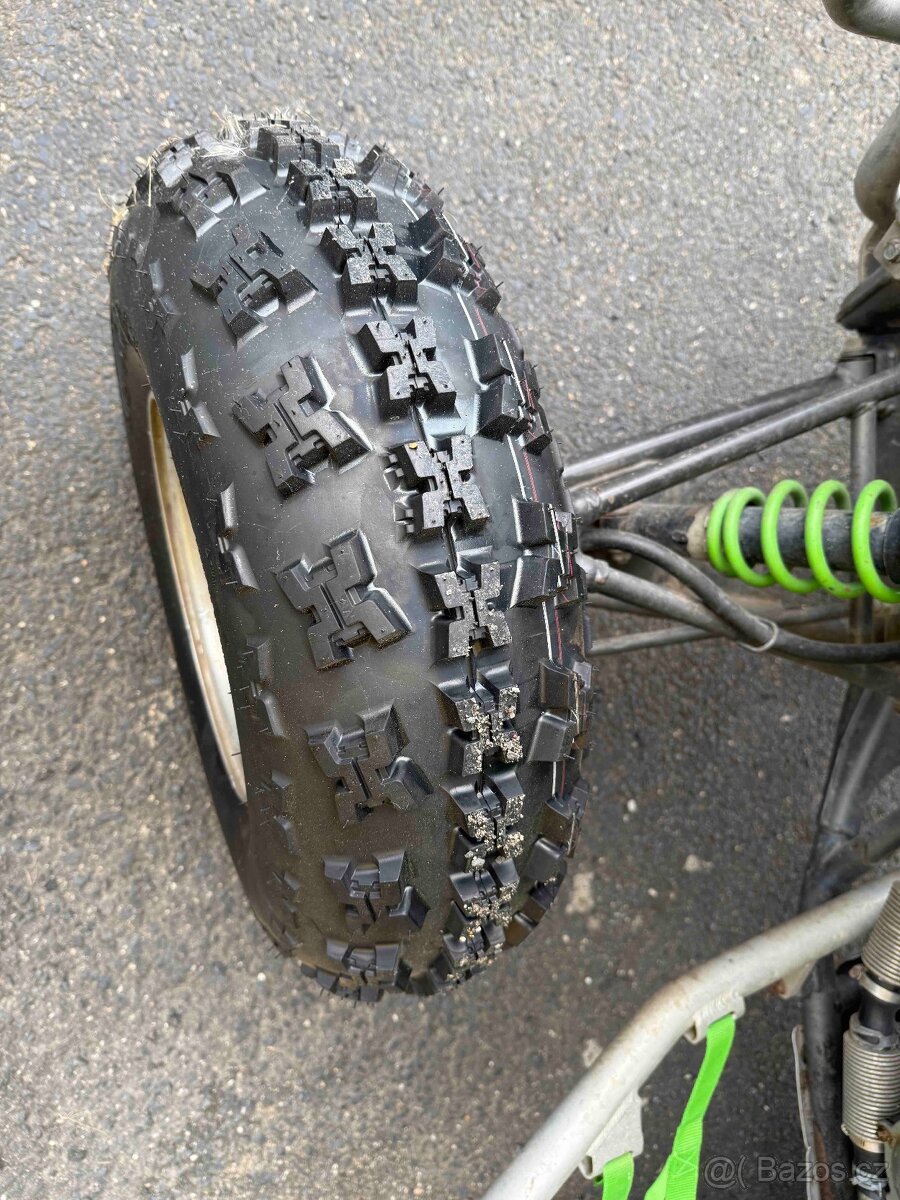 Kawasaki KFX 700