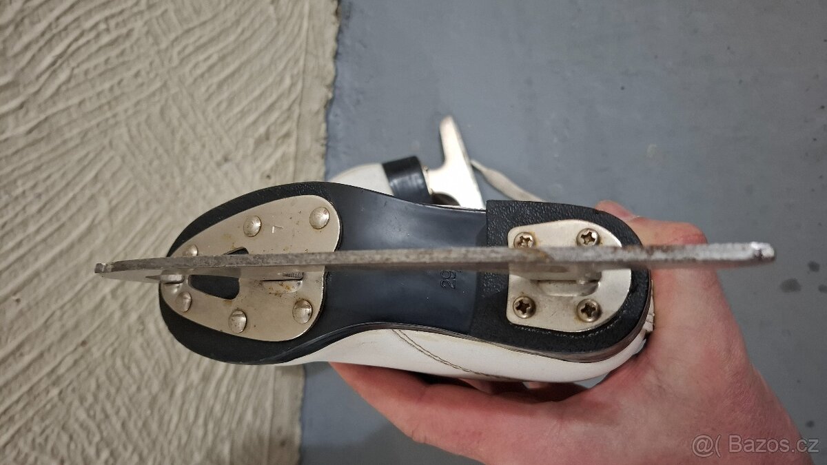 Dívčí brusle na led, vel. 29 - 5