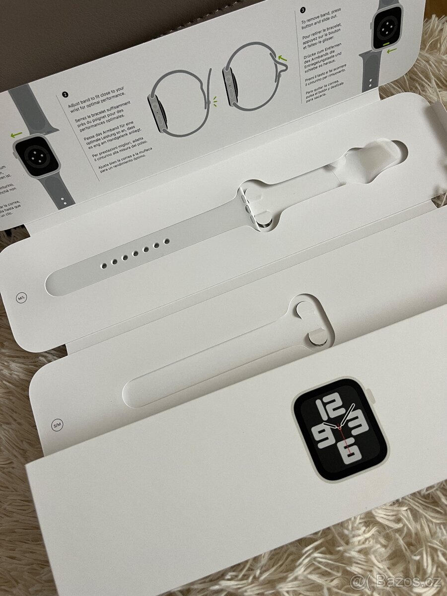 Apple Watch SE 40mm 2. generace - silver aluminium case - 5