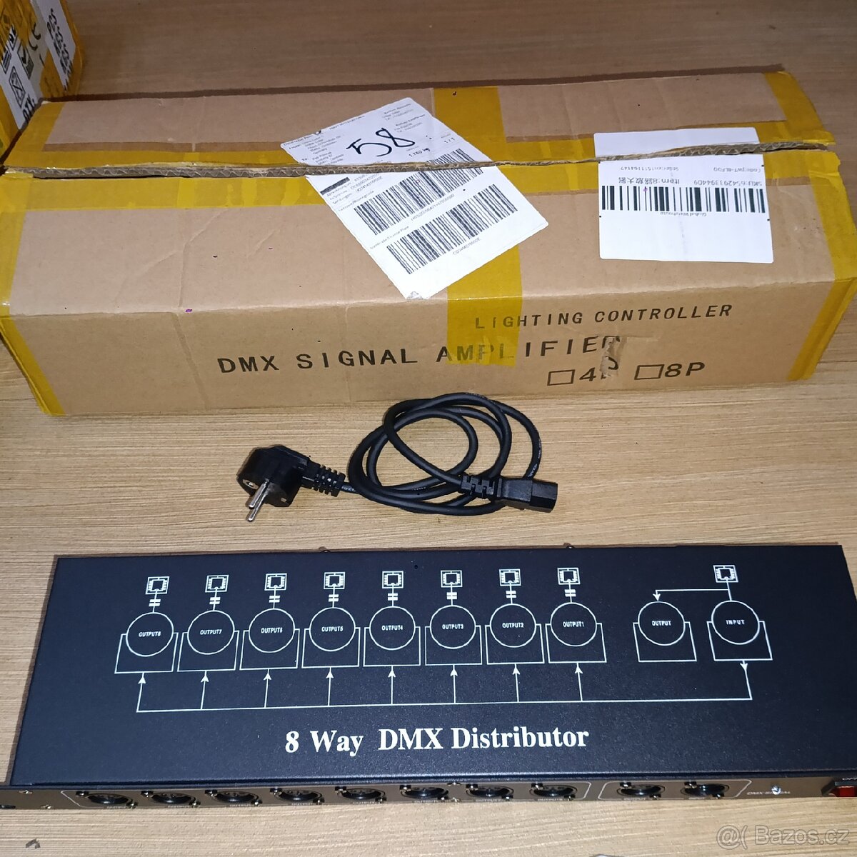 DMX ovladače a DMX spliter - 5