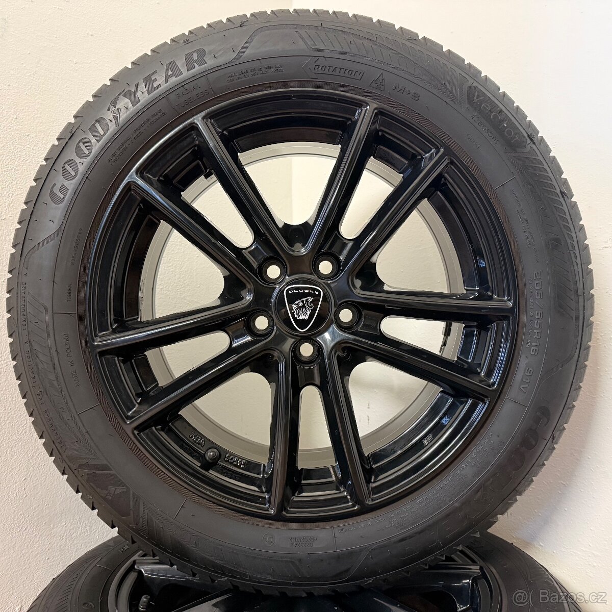 VW/SEAT/ŠKODA 5x100 R16 ET40+CELOROČNÍ 205/55R16 7,5mm - 5