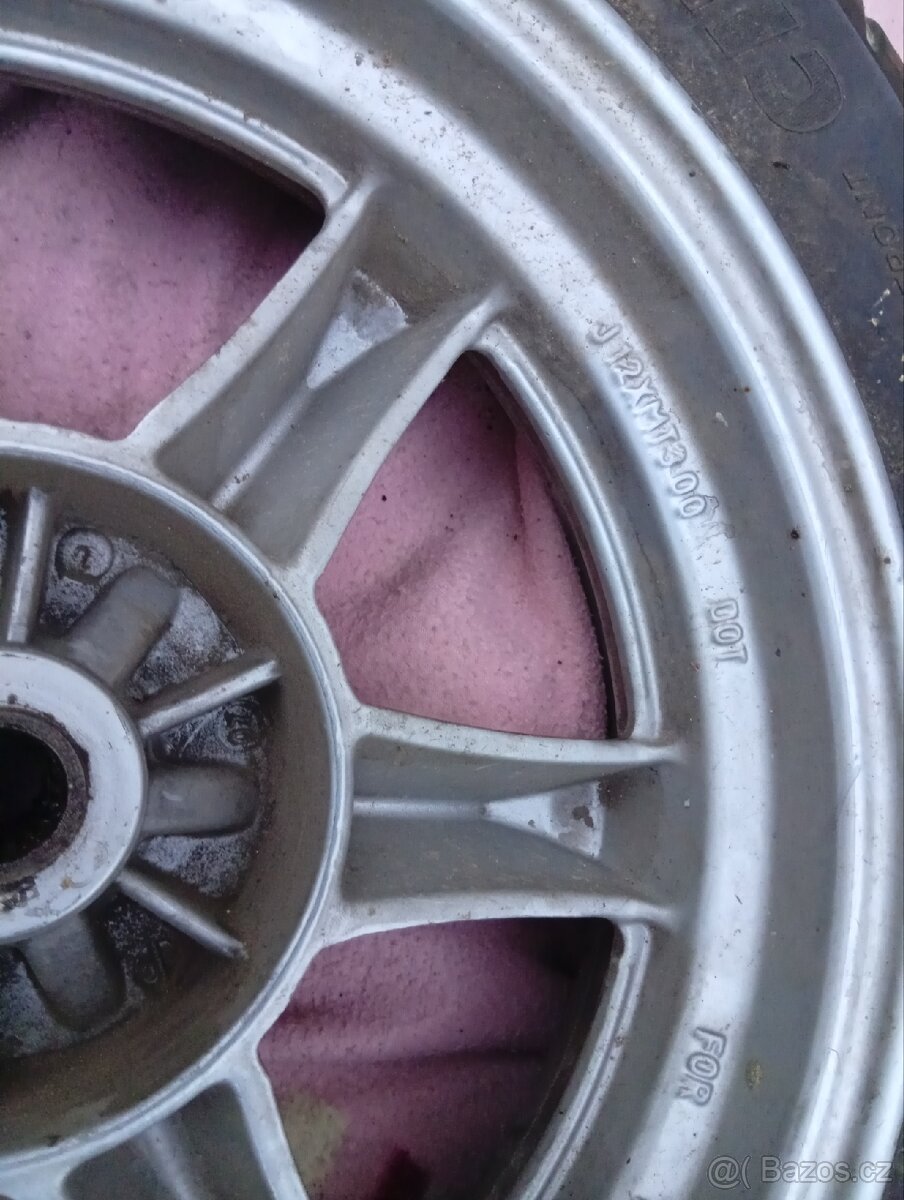 2008 Suzuki burgman 200 zadní kolo 130/70/12 - 5