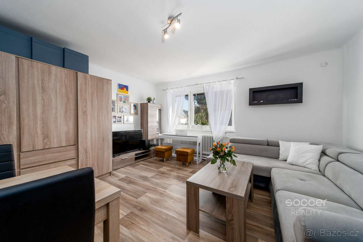 Příjemný byt se zahrádkou v Dobrovici u Mladé Boleslavi. - 5