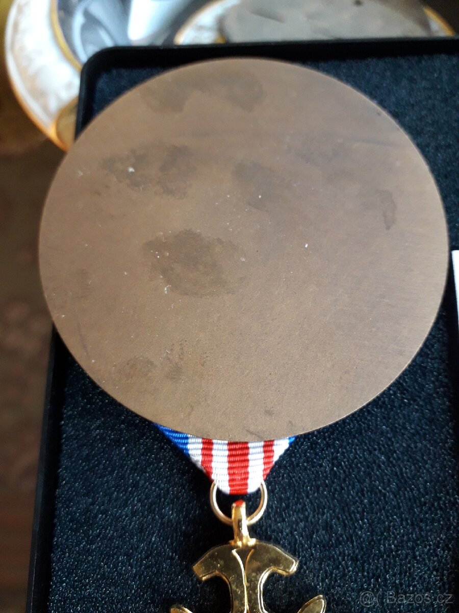 Prodam krasne Slovenske veci jmeno Generala - 5