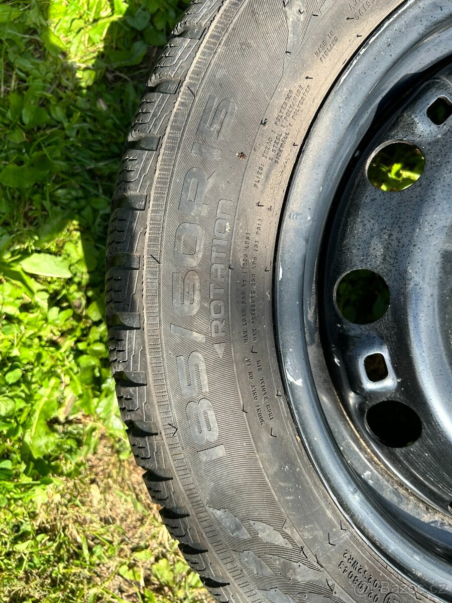 Zimní pneu 185/60 R15 + disk 6Jx15 ET38 5x100 - 5