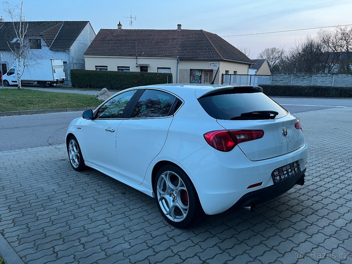Giulietta Quadrifoglio Verde - 5