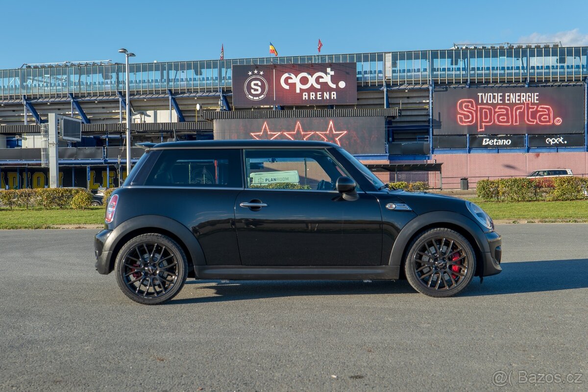 MINI R56 JCW (2011) - 5