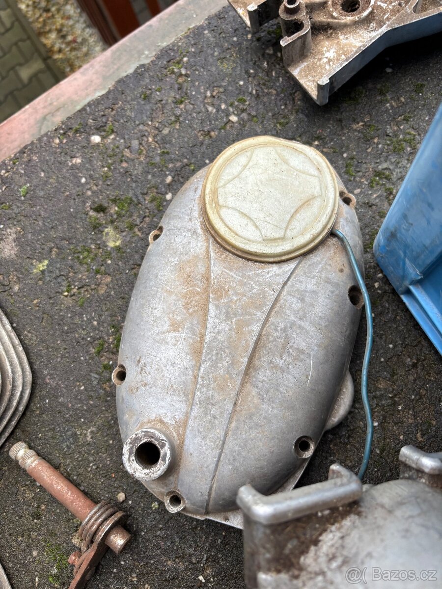 Jawa 90 - motor - 5