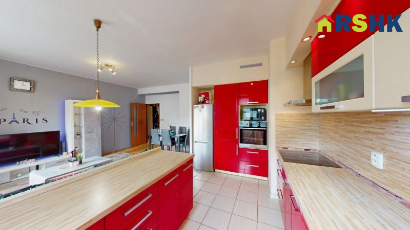 Prostorný byt 4+KK s balkóny a velkým sklepem ve... - 5