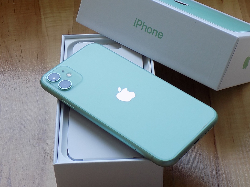  APPLE iPhone 11 256GB Green - ZÁRUKA - TOP STAV - 100%BAT. - 5