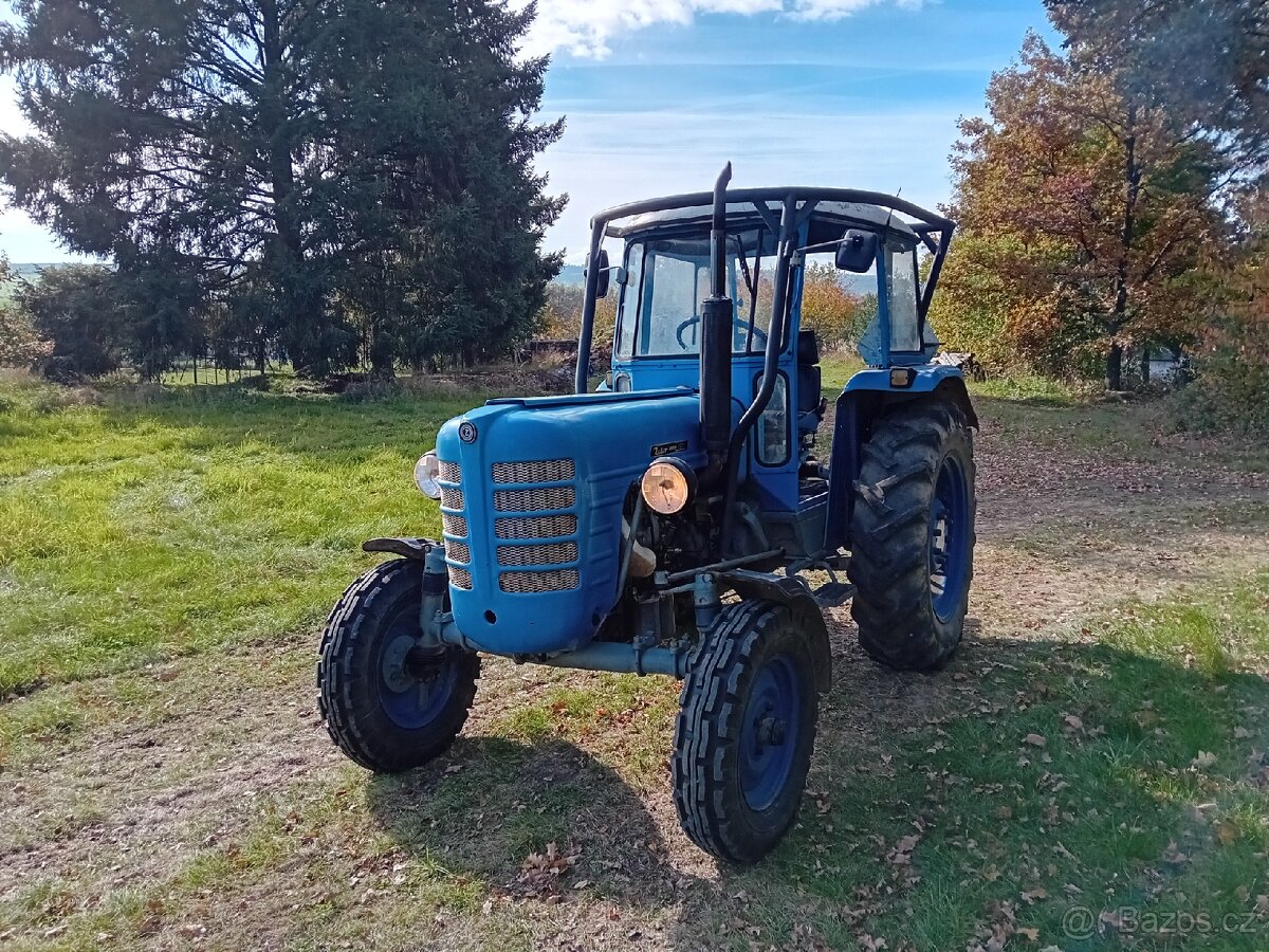Zetor 3011, ochranný rám, kabina, zachovalý - 5