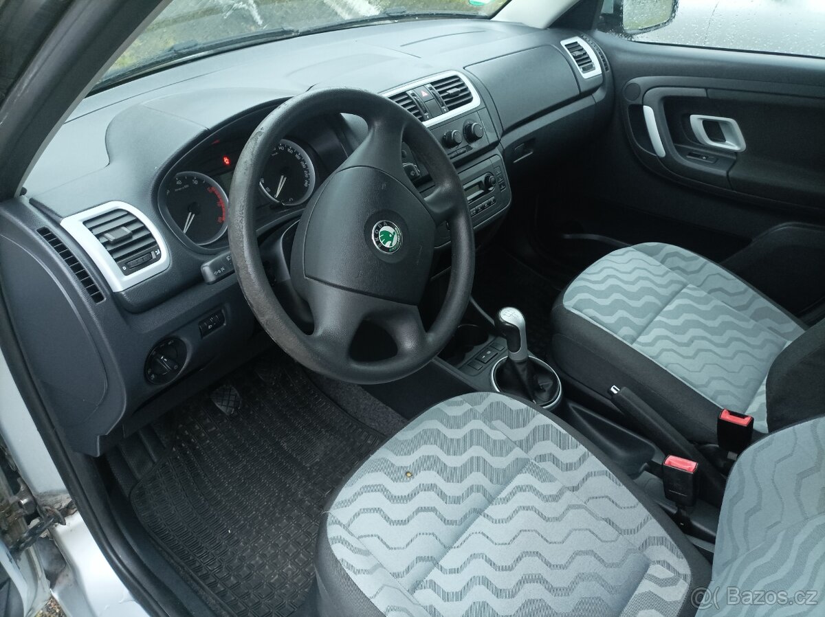 Škoda fabia - 5