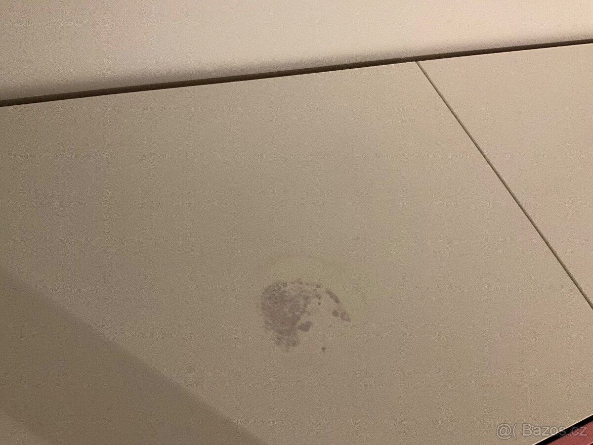 IKEA dětský nábytek+koberec a tapeta Zdarma - 5