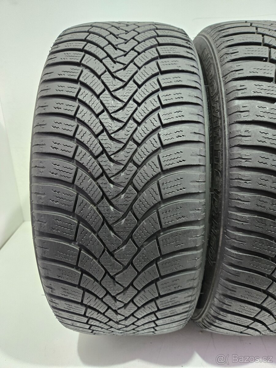 Zimní pneu 225/45/17 Falken - 5