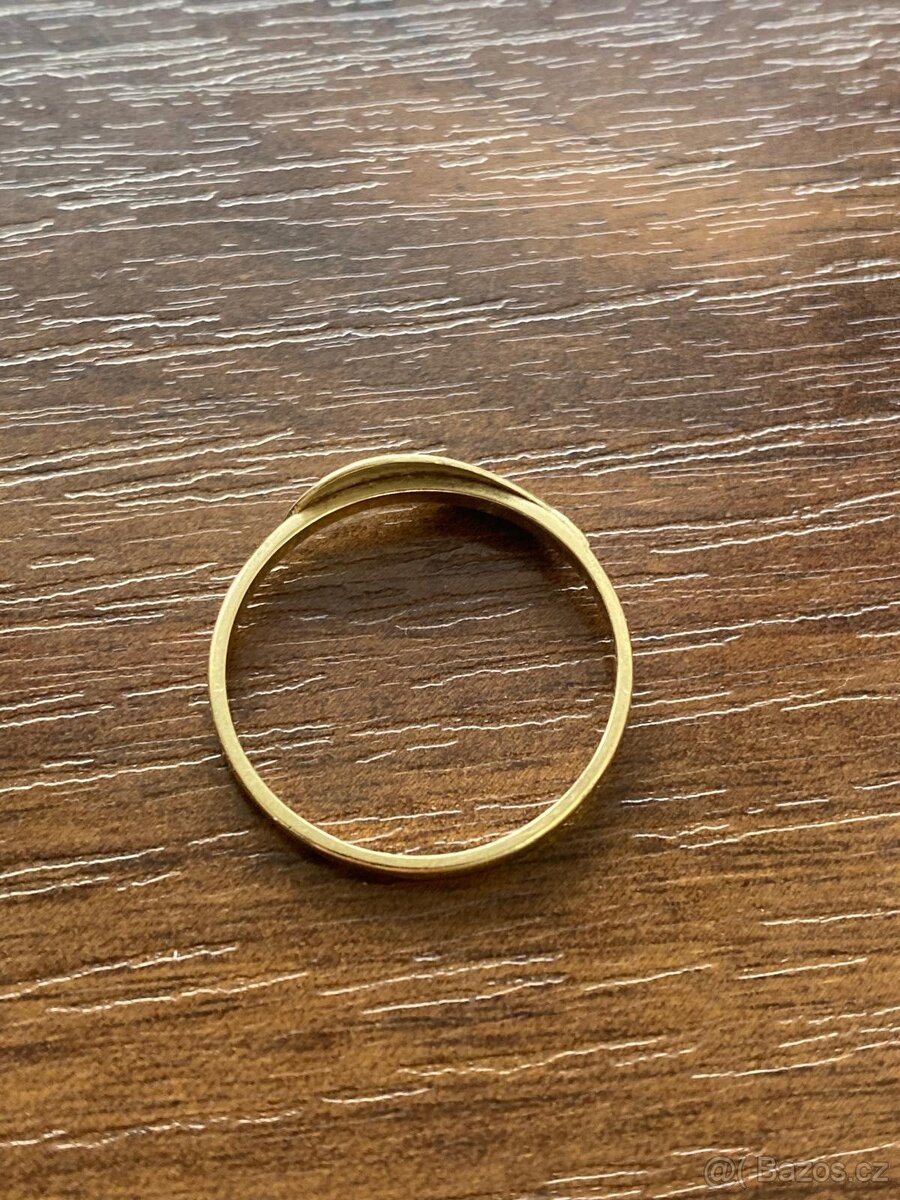 Zlatý prstýnek - 5